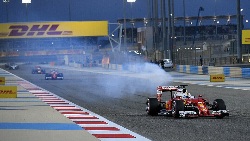 Sebastian Vettel schied schon vor dem Start mit Motorschaden aus, Foto: Sutton