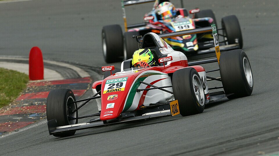 Mick Schumacher startet mit einem Sieg in die neue Saison der ADAC Formel 4, Foto: ADAC Formel 4