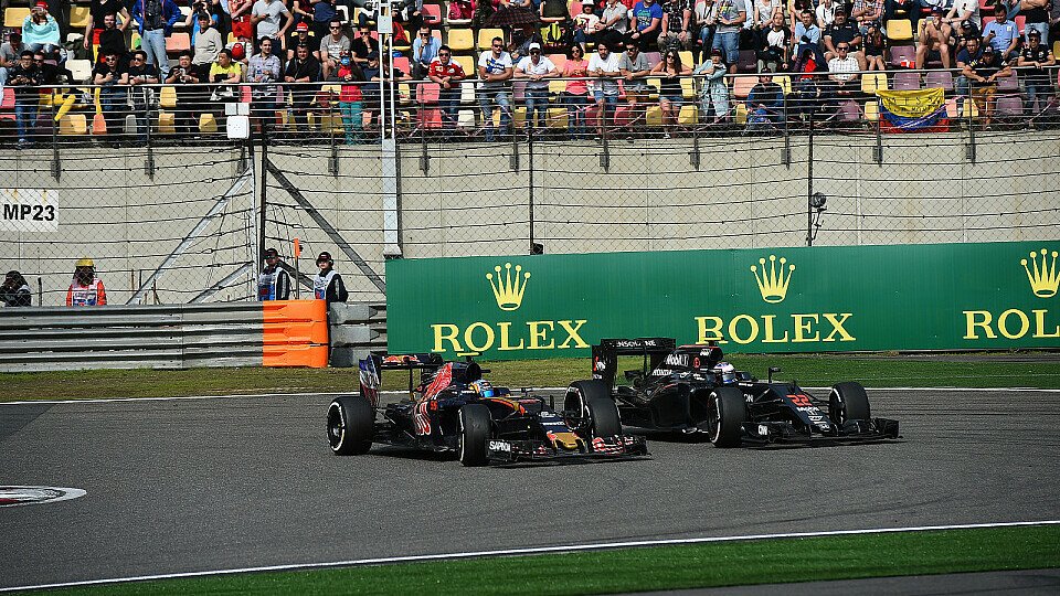 An McLaren ist Toro Rosso längst vorbeizgezogen, Foto: Sutton
