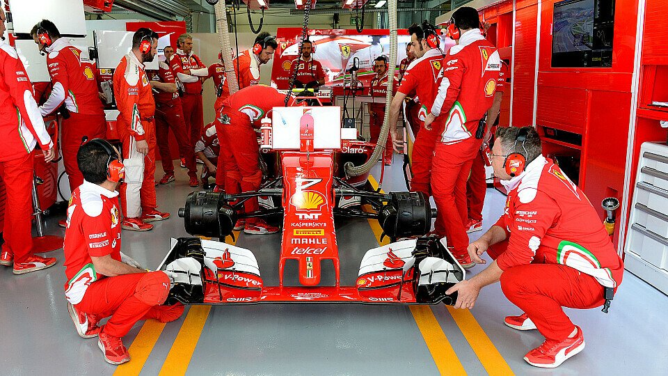 Kimi Räikkönen wird beim Monaco GP wegen eines Getriebewechsels fünf Plätze nach hinten versetzt, Foto: Ferrari