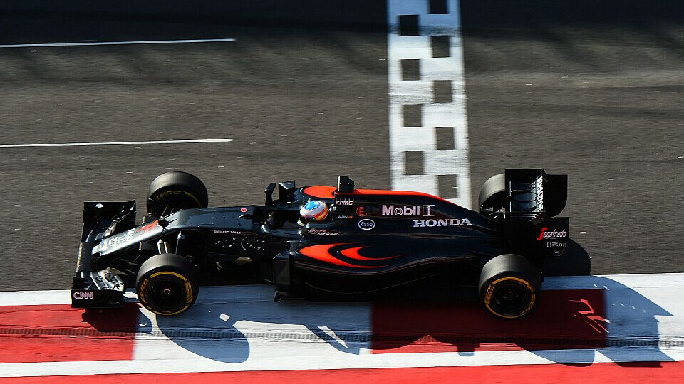 Alonso machte in Russland die ersten Punkte der Saison, Foto: Sutton