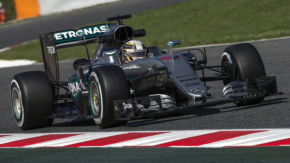 Lewis Hamilton hatte im Training deutlich Rückstand auf Nico Rosberg, Foto: Sutton