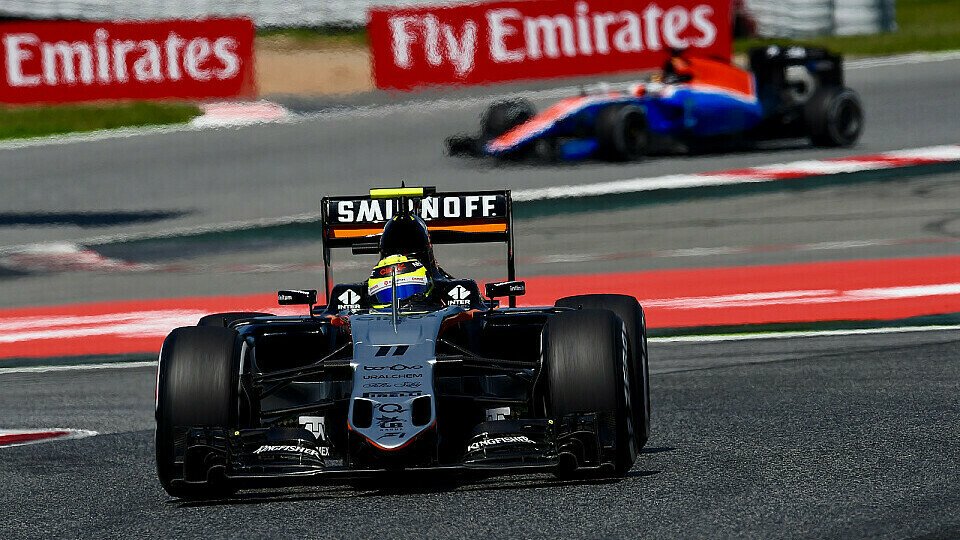 Sergio Perez sieht immer noch einen erheblichen Rückstand auf Williams und Toro Rosso, Foto: Sutton