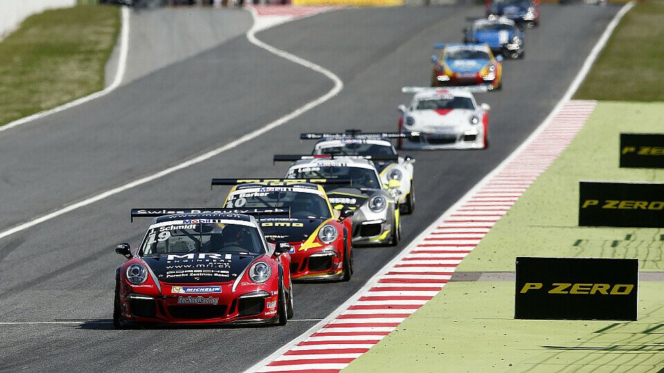 Jeffrey Schmidt startet mit Platz 6 in die neue Supercup-Saison, Foto: Porsche AG/hoch zwei