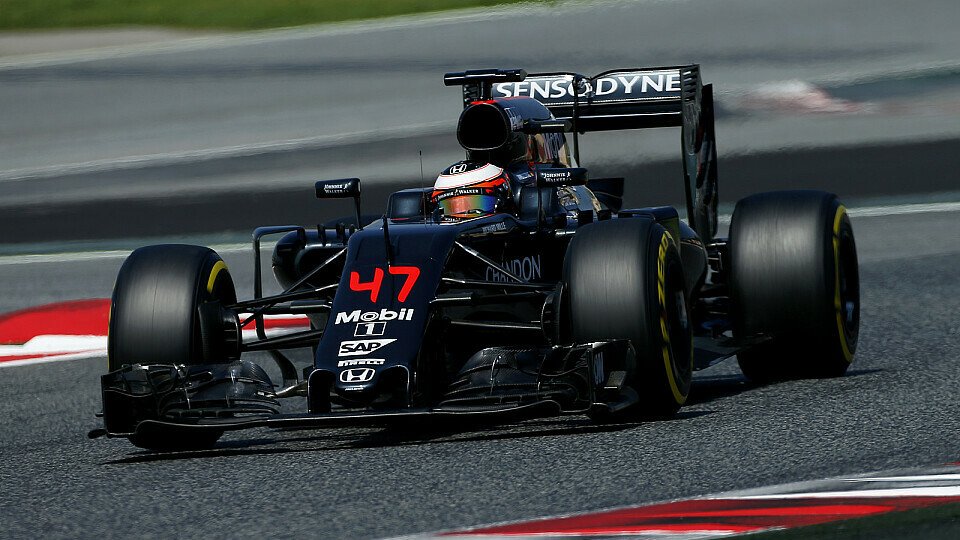 Stoffel Vandoorne möchte 2017 ein Stammcockpit bei McLaren ergattern, Foto: Sutton