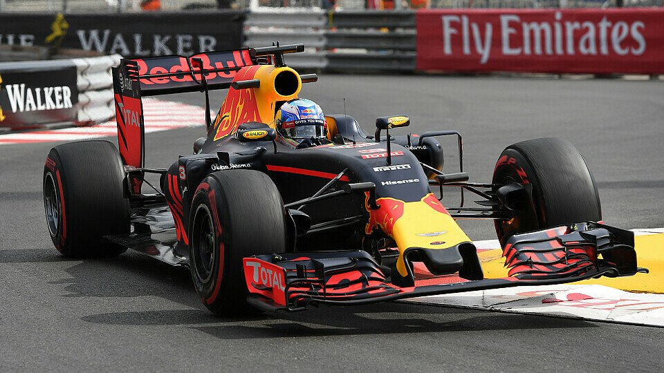 Daniel Ricciardo war in Monaco nicht gut gelaunt, Foto: Sutton