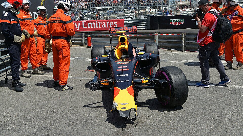 Unfall von Max Verstappen in Monaco, Foto: Sutton