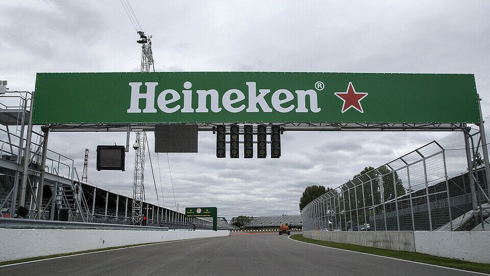 Die Heineken-Werbebanner werden nun auf allen Formel-1-Rennstrecken vertreten sein, Foto: Sutton