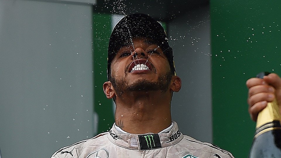 Der Mann des Rennens: Lewis Hamilton, Foto: Sutton