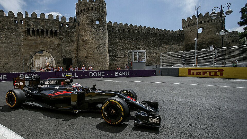 McLaren wirkt in Baku stärker als erwartet, Foto: Sutton