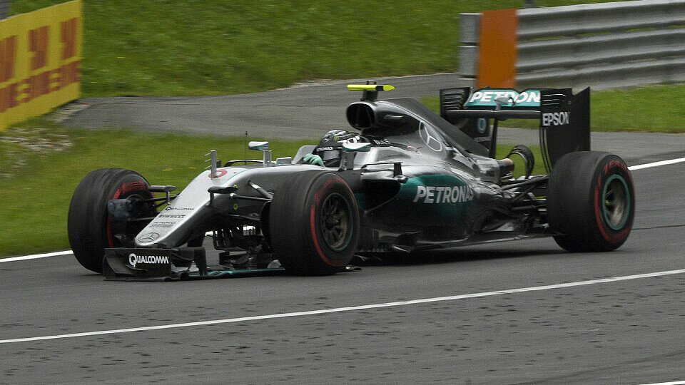 Nico Rosberg wurde nach dem Rennen bestraft, Foto: Sutton
