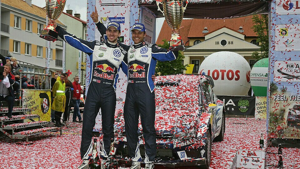 Andreas Mikkelsen feierte seinen zweiten Sieg in der WRC, Foto: Volkswagen Motorsport