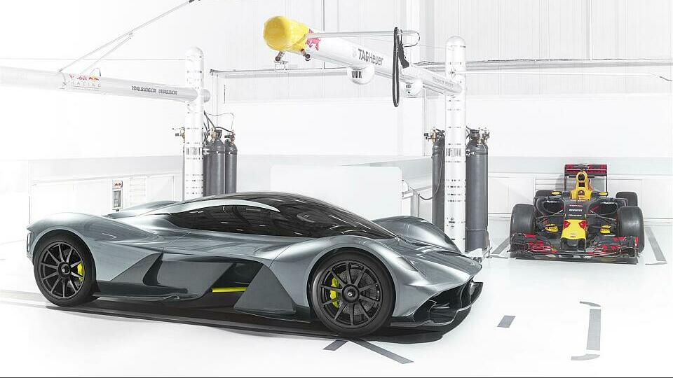 Immer mehr Hersteller bauen Supersportler mit komplexer Technologie aus dem Rennsport, Foto: Aston Martin