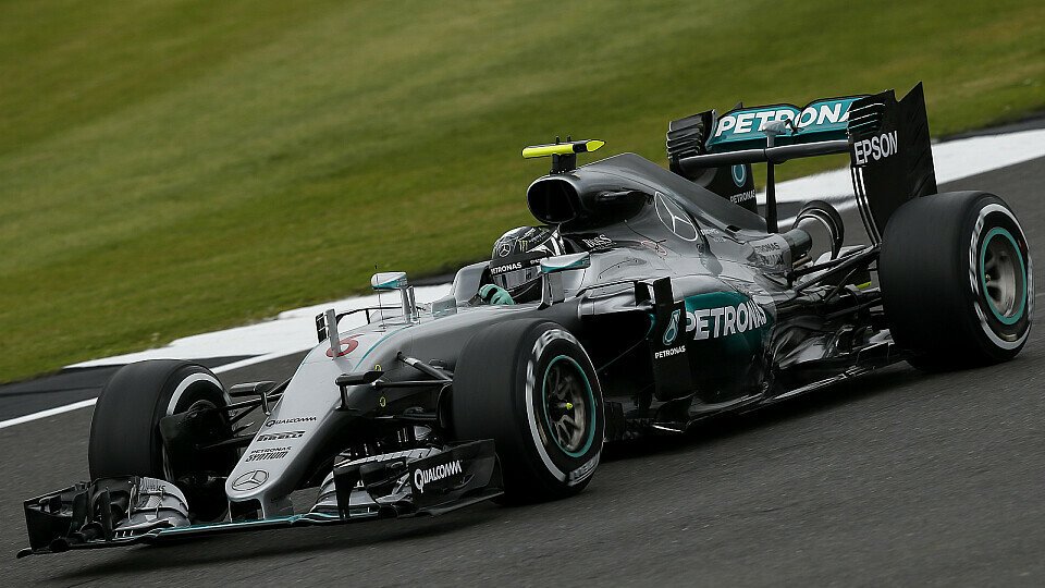Nico Rosberg kann am 2. Training zum Großbritannien GP in Silverstone nicht teilnehmen, Foto: Sutton