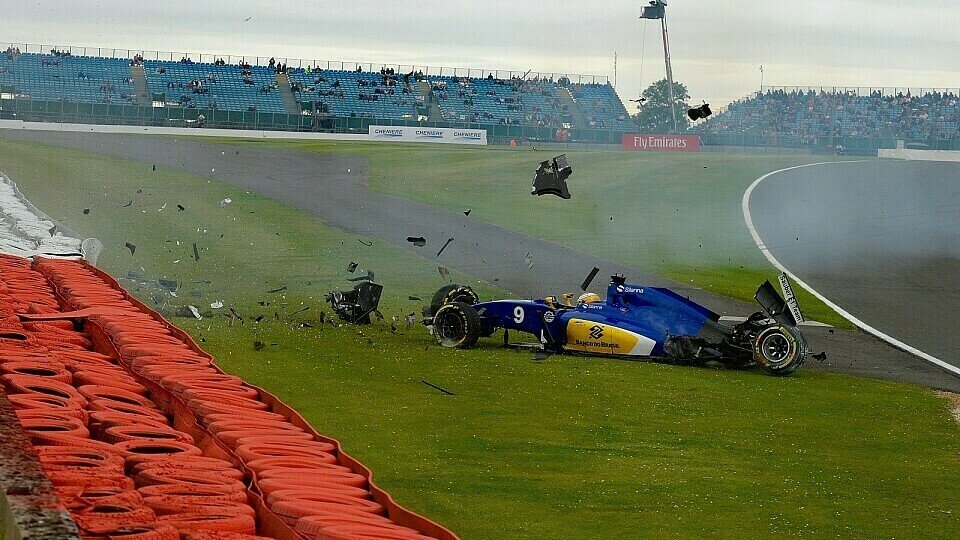 Marcus Ericsson crashte im Training schwer, Foto: Sutton