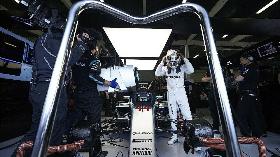 Lewis Hamilton wird für das Unsafe Release im Training zum Deutschland GP nicht bestraft, Foto: Mercedes-Benz