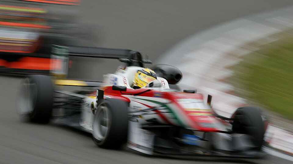 Maximilian Günther landete erneut auf dem Podium, Foto: FIA F3