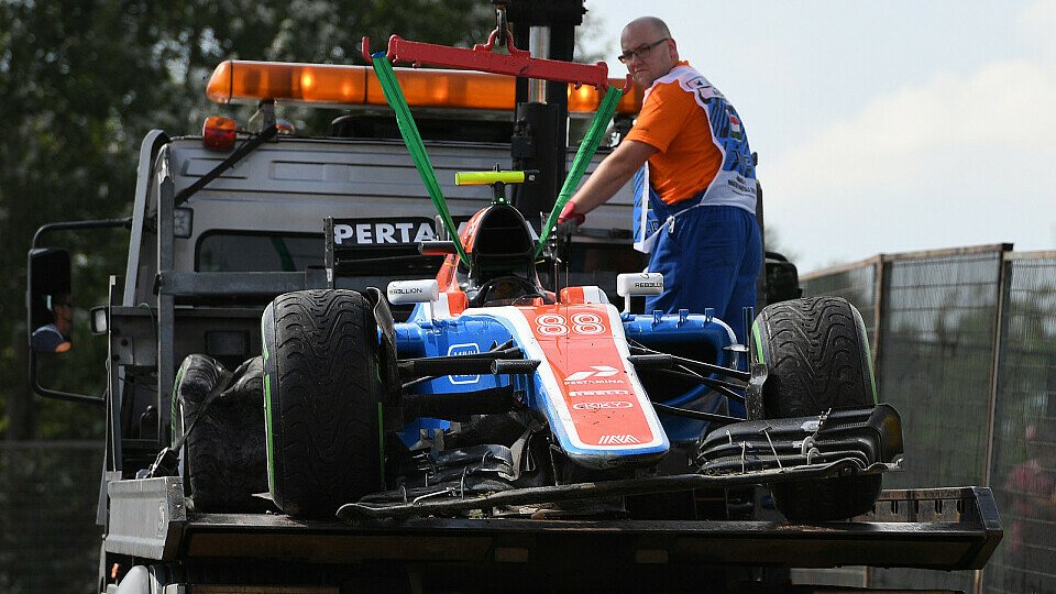 Unfälle im Qualifying zum Ungarn GP, Foto: Sutton
