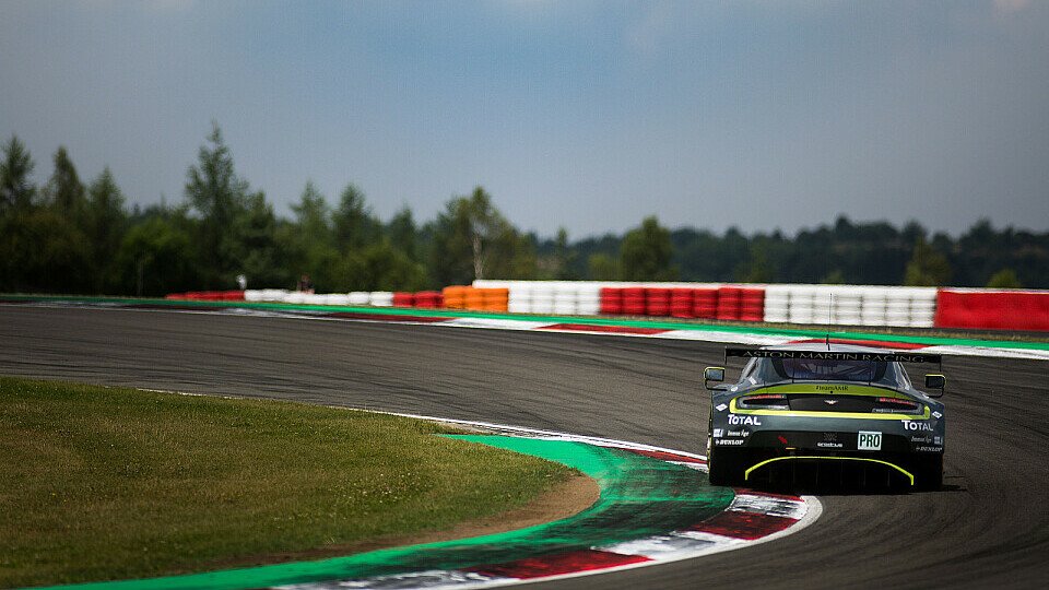 Aston Martin stürmte in der GTE-Pro-Klasse zur Pole am Nürburgring, Foto: Aston Martin