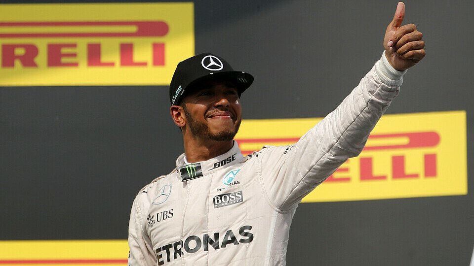 Lewis Hamilton gewinnt in Ungarn, Foto: Sutton