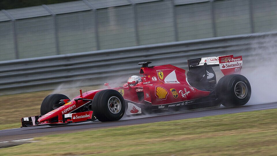 Sebastian Vettel zerlegte seinen Ferrari beim ersten Pirelli-Test des Jahres 2017, Foto: Sutton