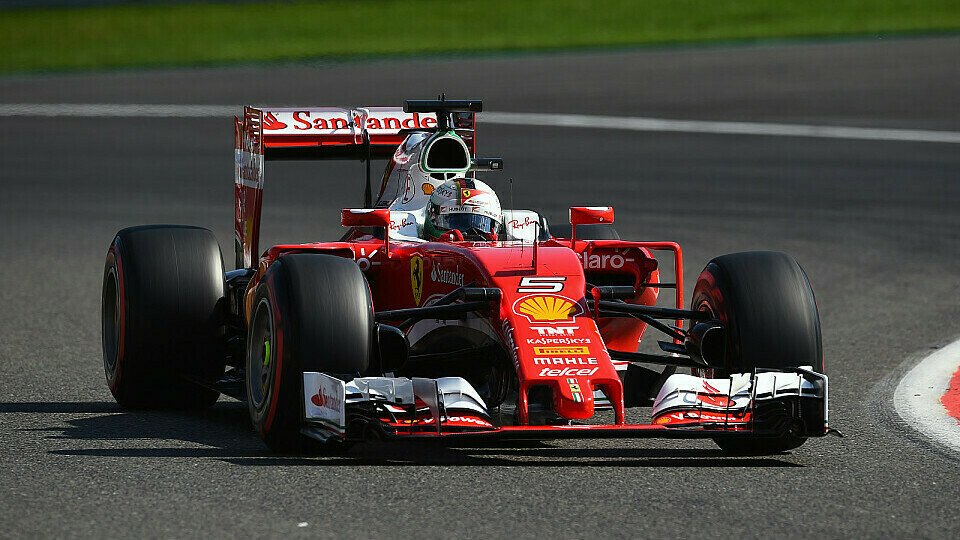 Sebastian Vettel schimpfte in Spa auf Kevin Magnussen, Foto: Sutton