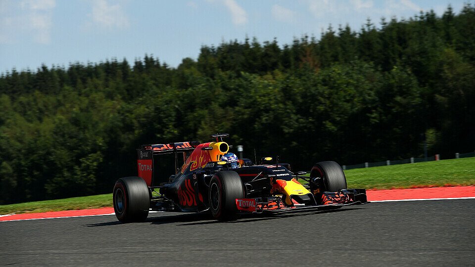 Daniel Ricciardo hatte bei der Qualifying-Pace von Anfang an nicht das beste Gefühl, Foto: Sutton