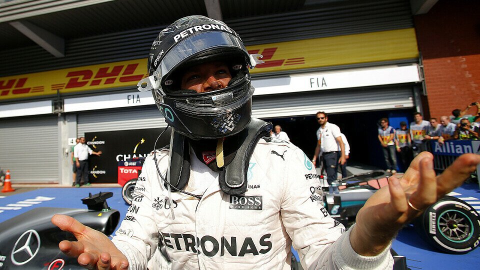 Nico Rosberg siegt in Belgien - Lewis Hamilton betreibt perfekte Schadensbegrenzung, Foto: Sutton