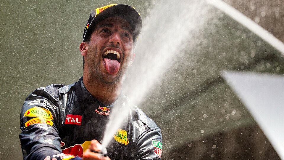 Daniel Ricciardo kann auch entertainen!, Foto: Red Bull