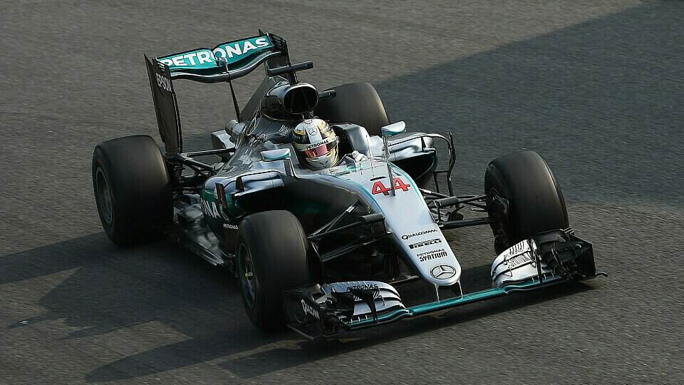War im 2. Training zum Italien GP in Monza am schnellsten: Mercedes-Pilot Lewis Hamilton, Foto: Sutton