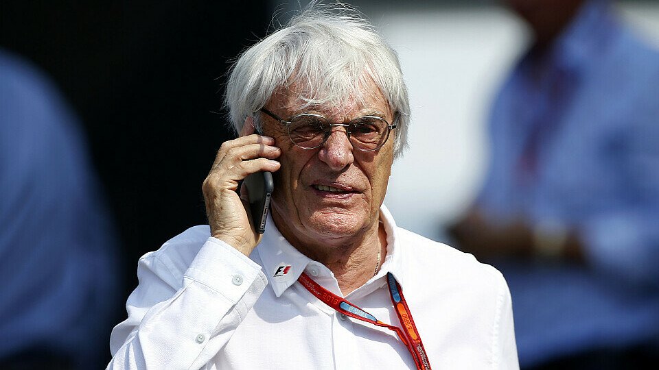 Bernie Ecclestone behält die F1-Zügel in der Hand, Foto: Sutton