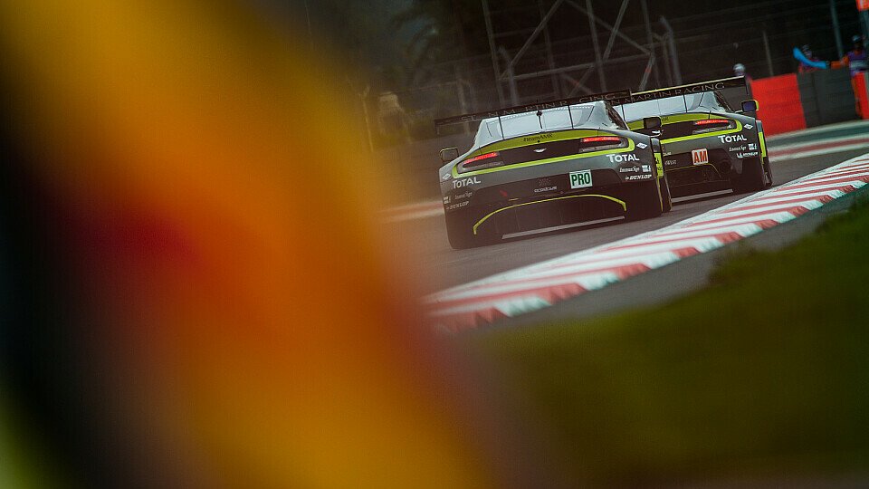 Die Konkurrenz von Aston Martin sah in beiden Klassen nur das Heck, Foto: Aston Martin