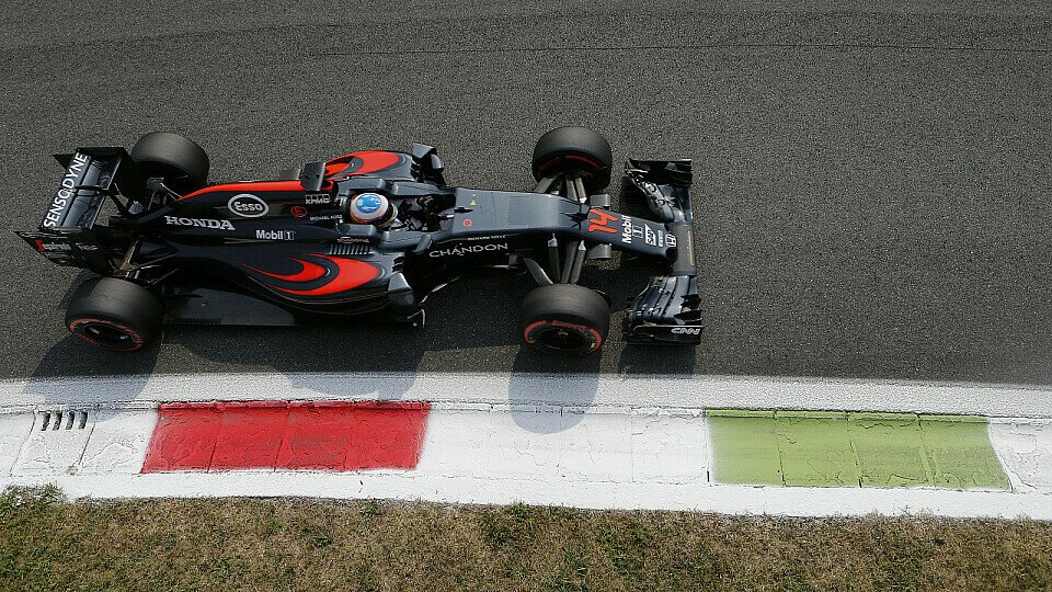 Fernando Alonso fuhr die schnellste Rennrunde, Foto: Sutton