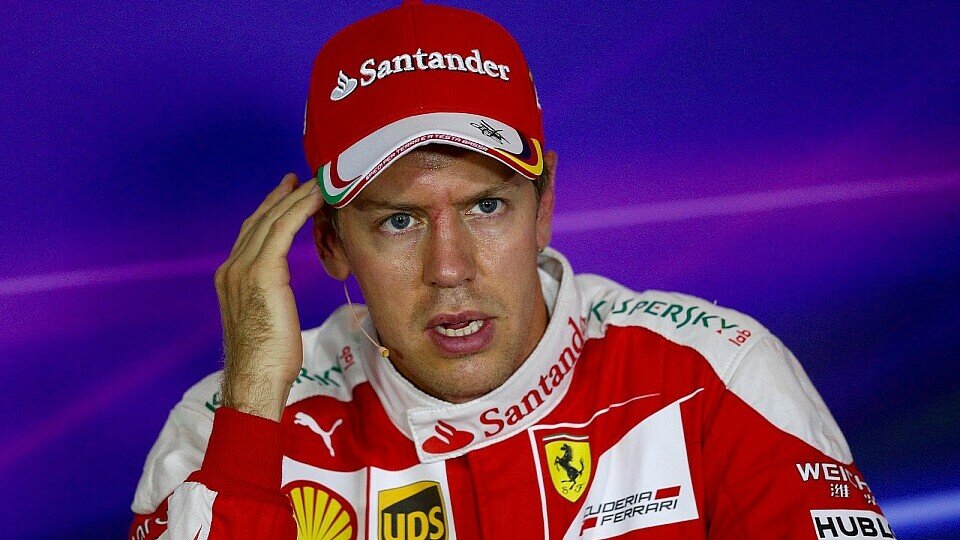 Vettel on fire!, Foto: Sutton
