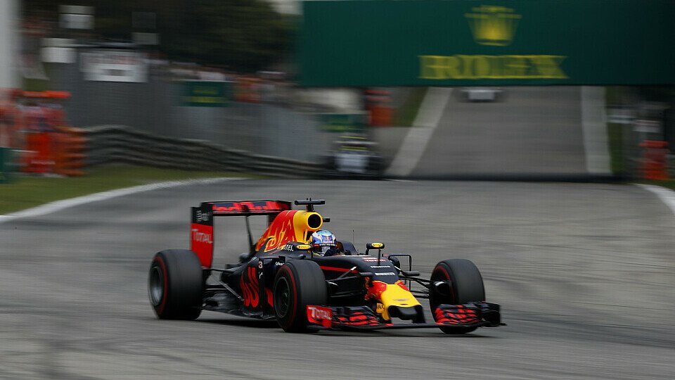Keine Angst vorm Überholen: Daniel Ricciardo in Monza, Foto: Sutton
