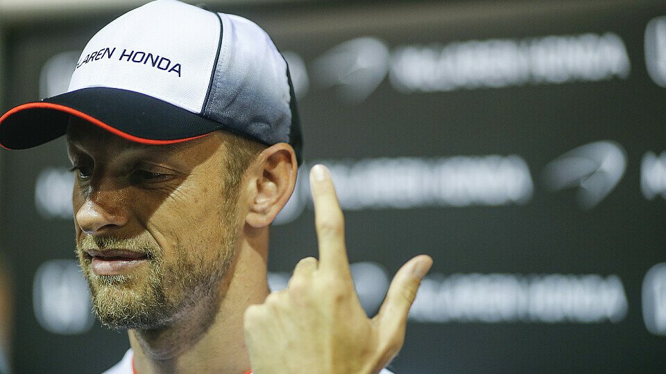 Jenson Button kann die Kommentare von Carmen Jorda offenbar nicht mehr ertragen, Foto: Sutton
