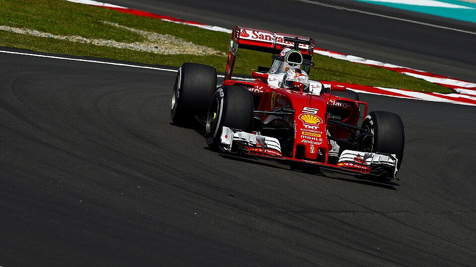 Sebastian Vettel fuhr im zweiten Training auf Platz zwei, Foto: Sutton