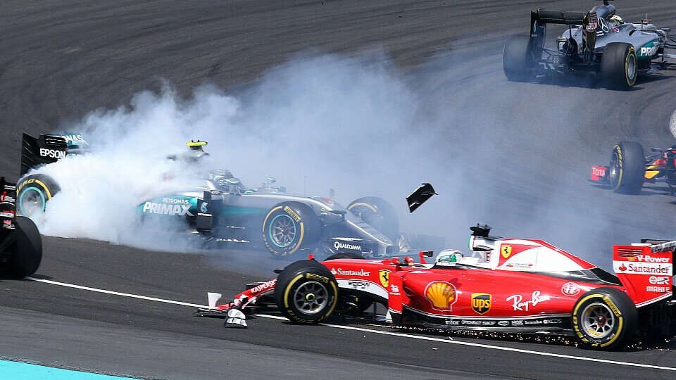 Sebastian Vettel schied schon in der ersten Kurve aus, Foto: Sutton