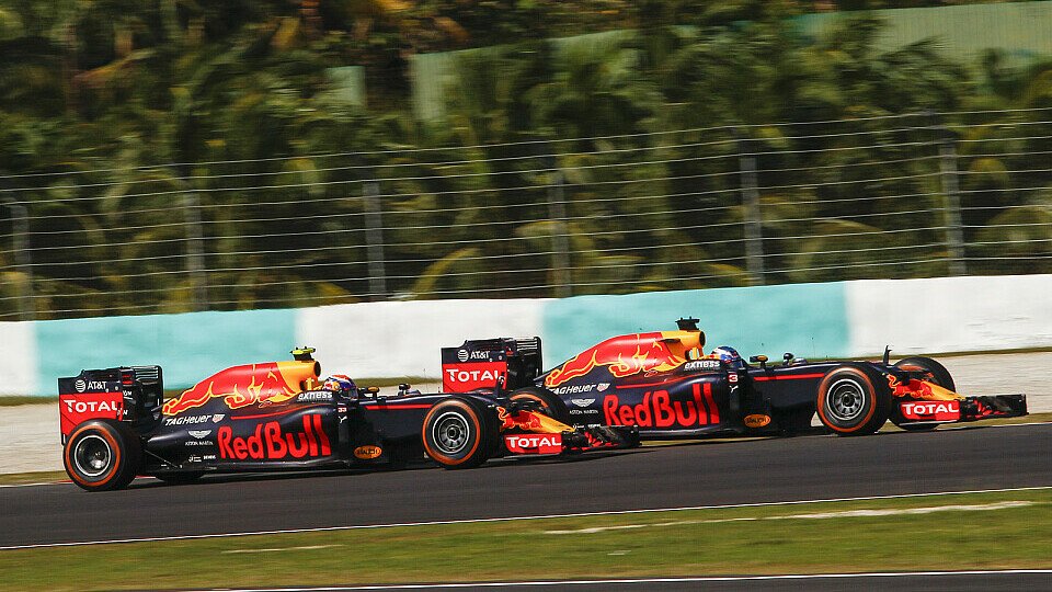 Daniel Ricciardo gewinnt den Malaysia GP vor Max Verstappen, Foto: Sutton
