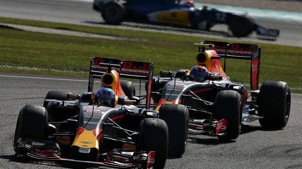 Red Bull konnte in Malaysia das zweite Rennen in der Saison 2016 für sich entscheiden, Foto: Red Bull