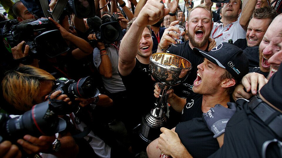 Nico Rosberg gewann den Japan GP in Suzuka zum ersten Mal, Foto: Sutton