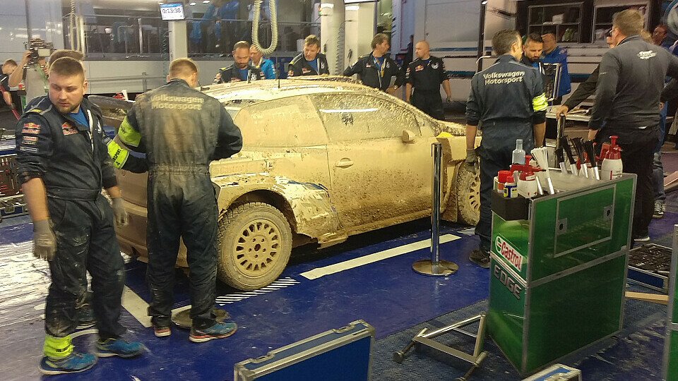 Jari-Matti Latvalas Polo R WRC nach der Rückkehr in den Service, Foto: Motorsport-Magazin.com