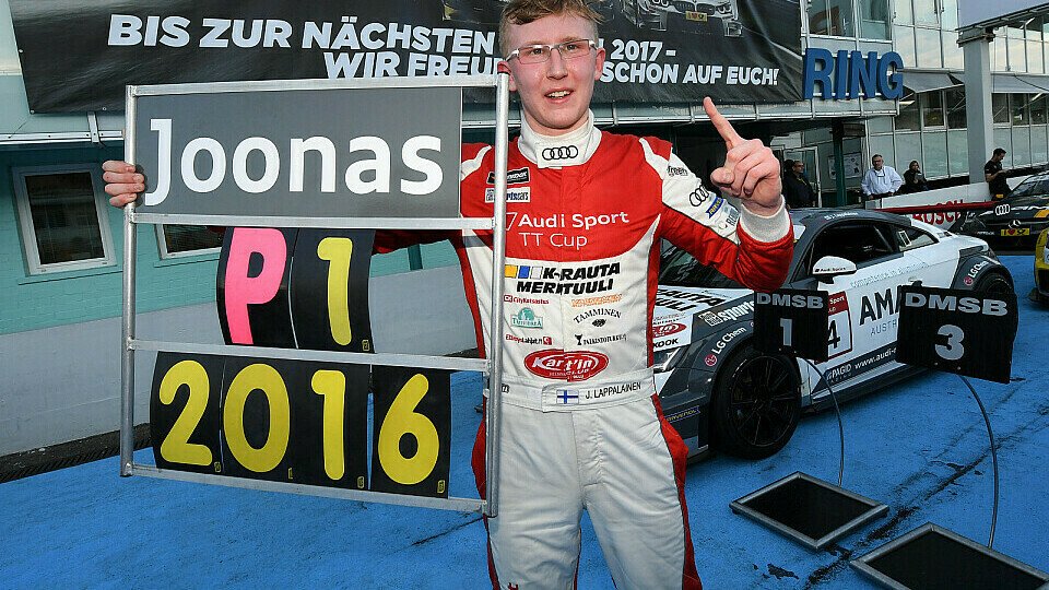 Joonas Lappalainen ist Meister im Audi Sport TT Cup 2016, Foto: Audi