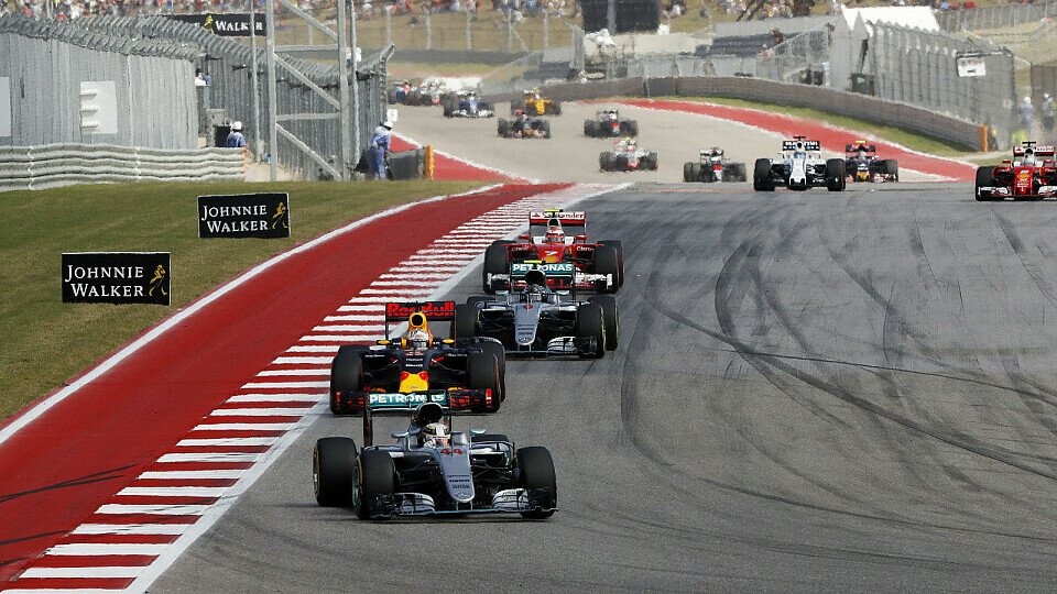 Lewis Hamilton feiert seinen vierten Sieg beim US Grand Prix in Austin