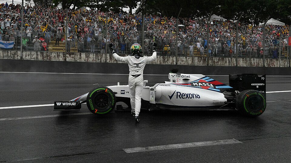 Felipe Massa dankte den Fans, Foto: Sutton