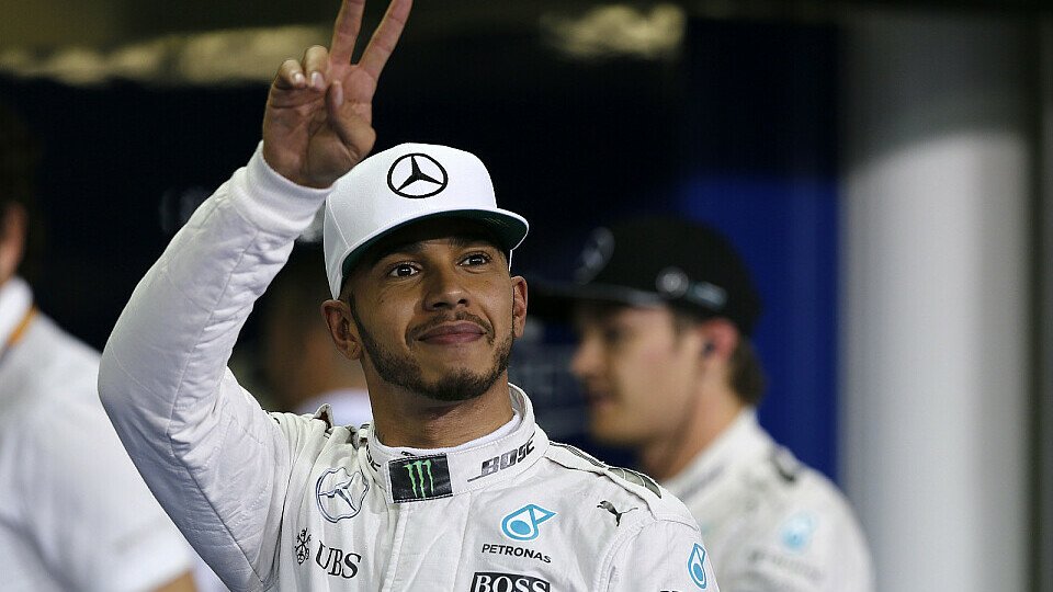 Lewis Hamilton steht in Abuz Dhabi auf Pole - Nico Rosberg in der WM-Wertung, Foto: Sutton