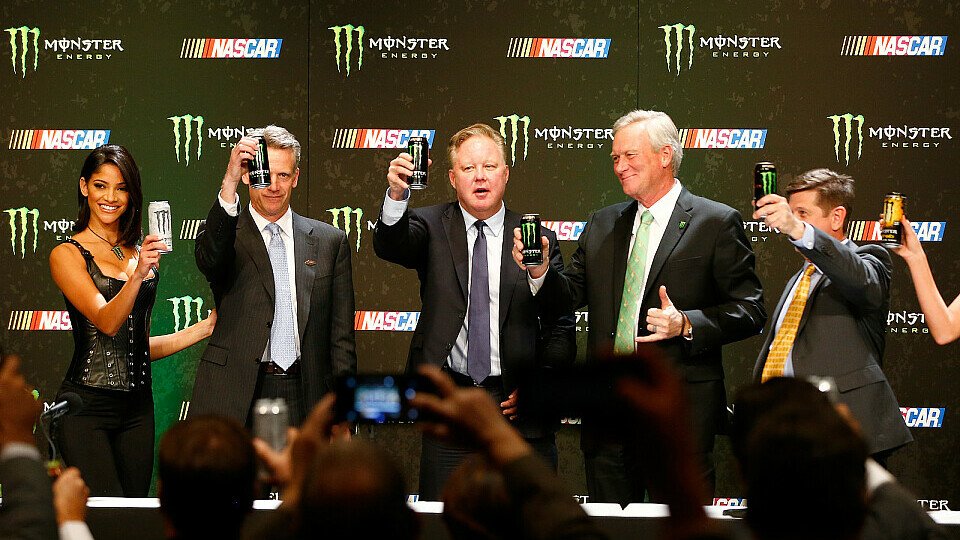 Monster Energy und die NASCAR schlossen in Las Vegas einen Vertrag über mehrere Jahre ab, Foto: NASCAR
