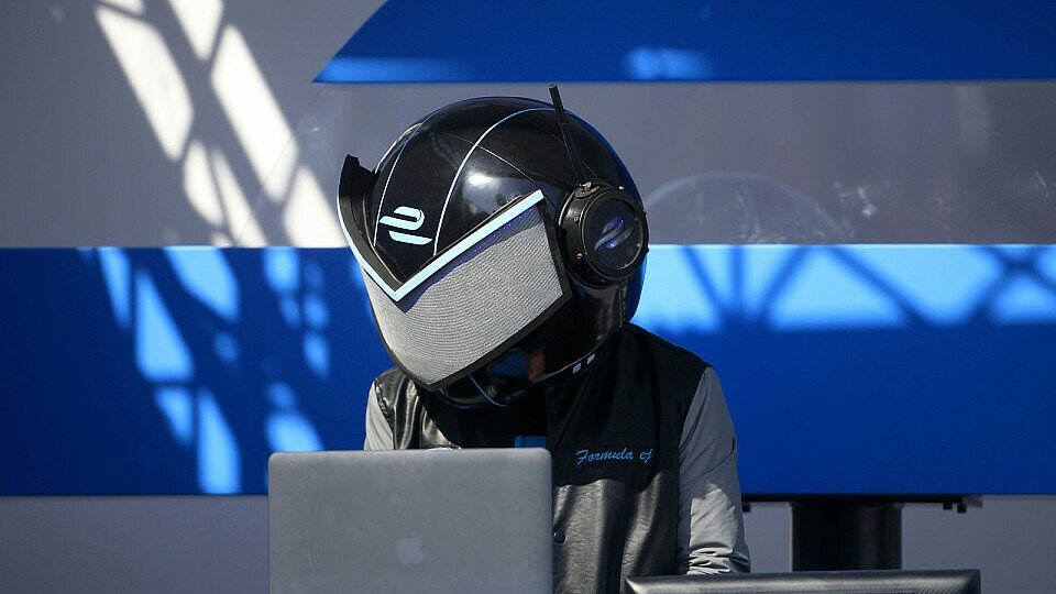 Der Formula EJ sheizt den Fans mit Beats ein, Foto: FIA Formula E