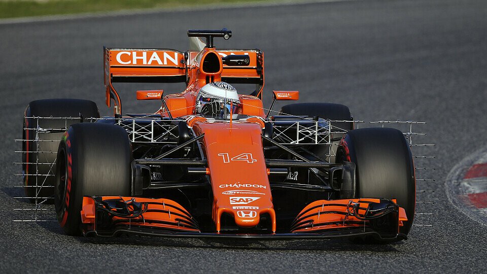 Fernando Alonso kam in Barcelona kaum zum Fahren, Foto: Sutton