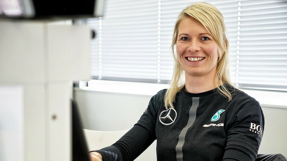 Ulrike Fröhlich ist für die Organisation des Mercedes-DTM-Teams zuständig, Foto: Daimler